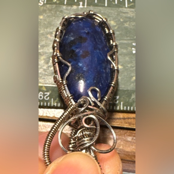 Beautiful Blue Lapis Pendant with Sterling Silver Wrap (jewelers grade wire) - Picture 9 of 16